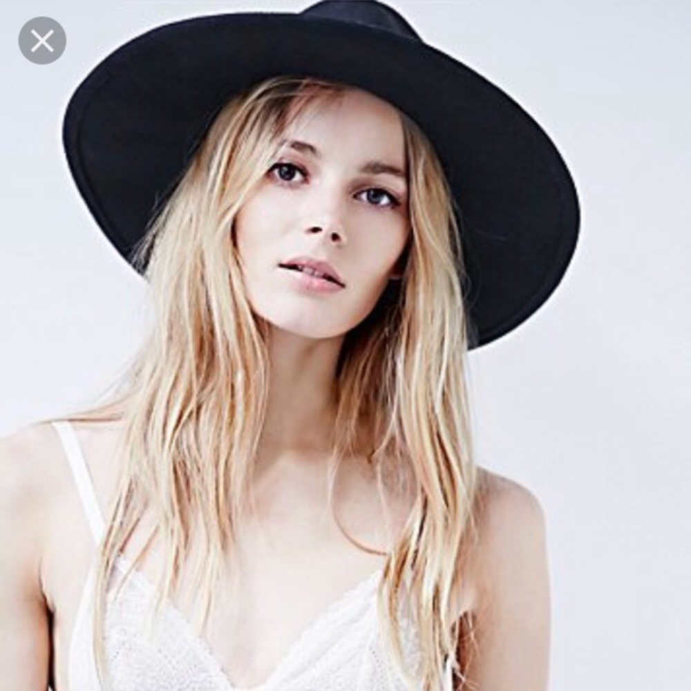 Free people black wide brim hat